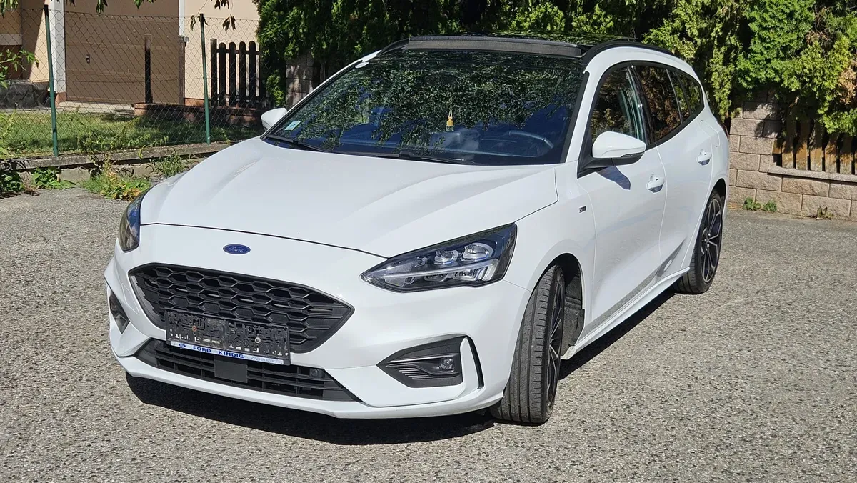 Ford Focus 2020 photo 2