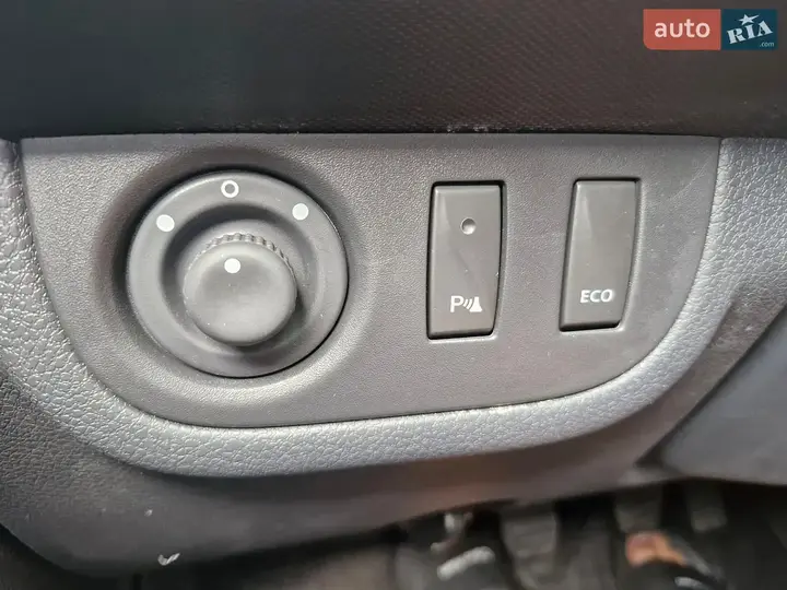 Dacia Logan 2014 photo 4