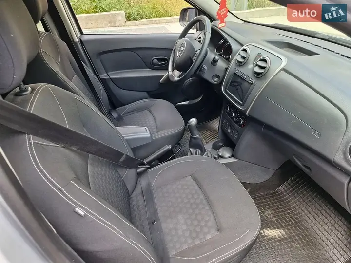 Dacia Logan 2014 photo 5