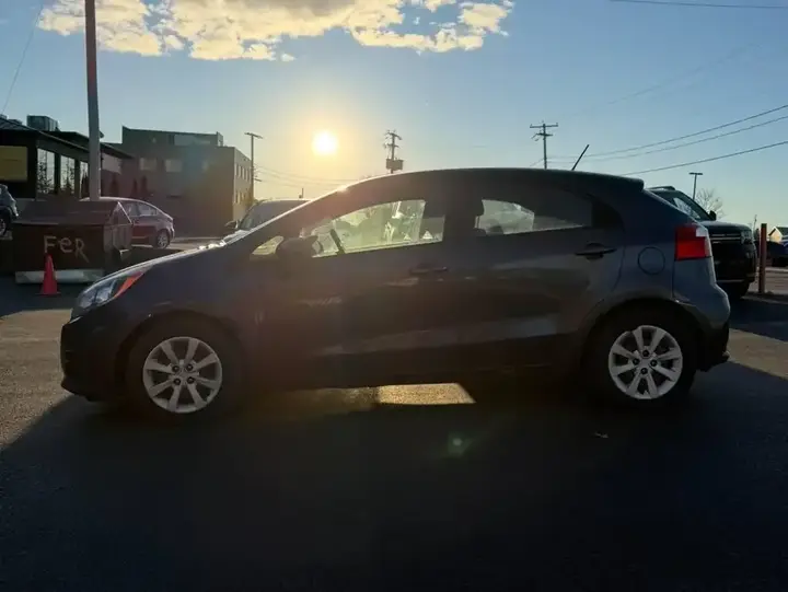 Kia Rio 2017 photo 2