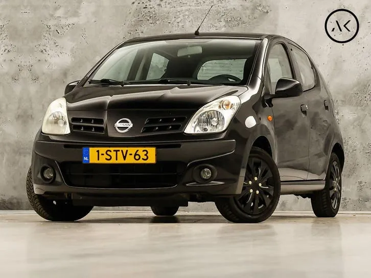 Nissan Pixo