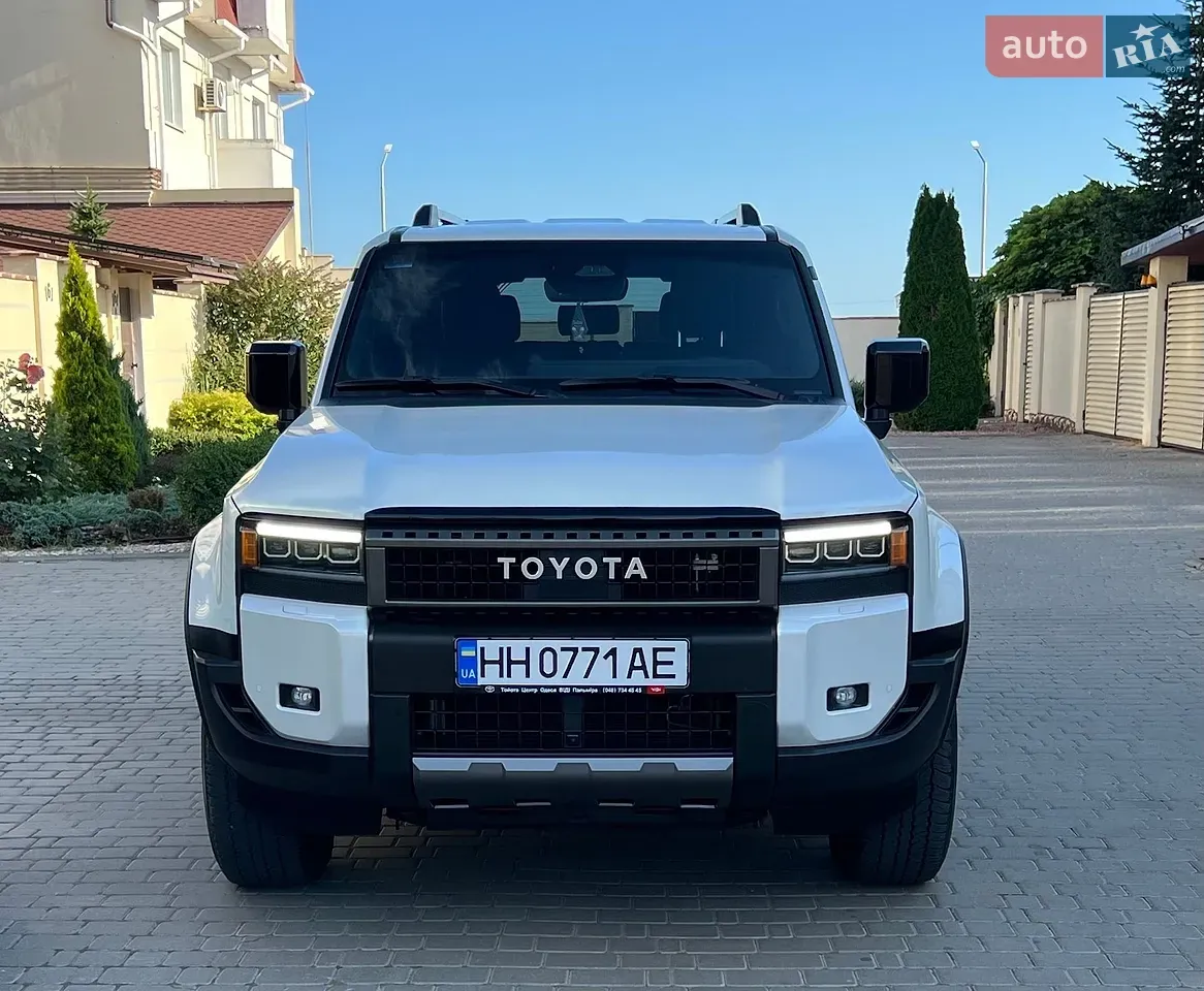 Toyota Land Cruiser Prado 2024 photo 3