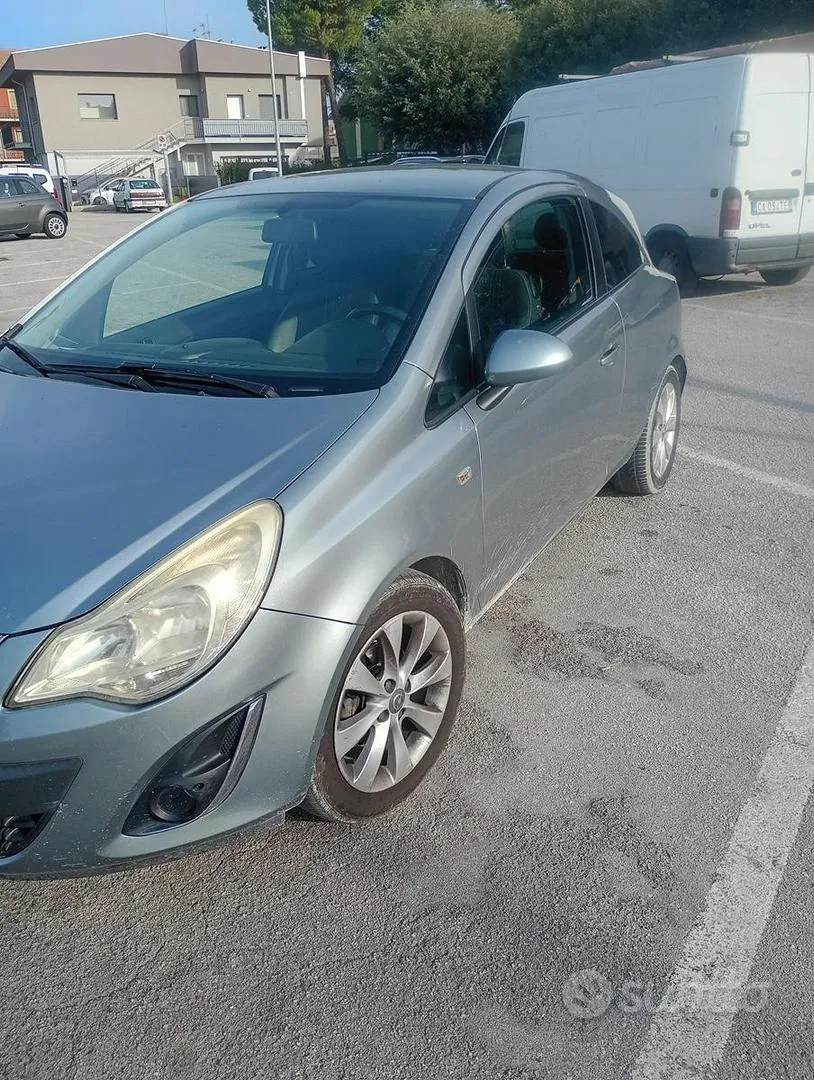Opel Corsa 2012 photo 4