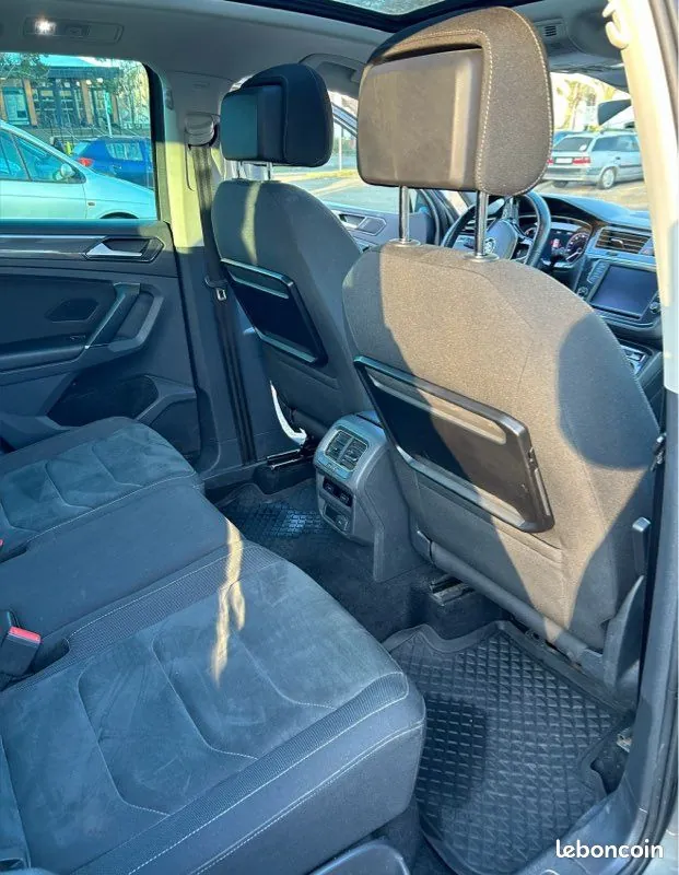 Volkswagen Tiguan 2017 photo 2