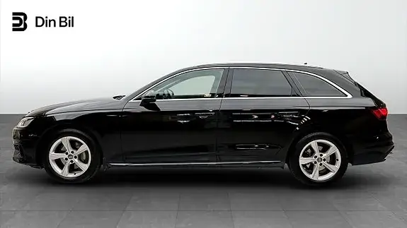 Audi A4 2021 photo 2