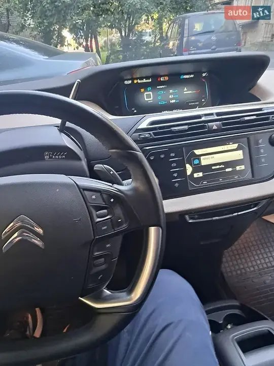 Citroen C4 Picasso 2016 photo 5