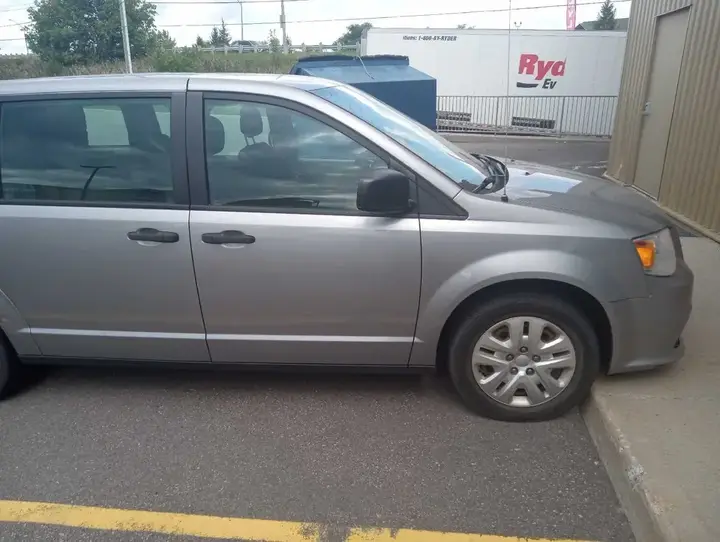 Dodge Caravan