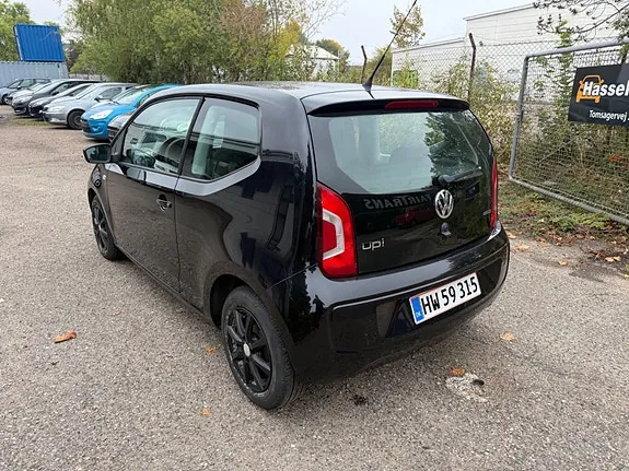 Volkswagen Up 2013 photo 3