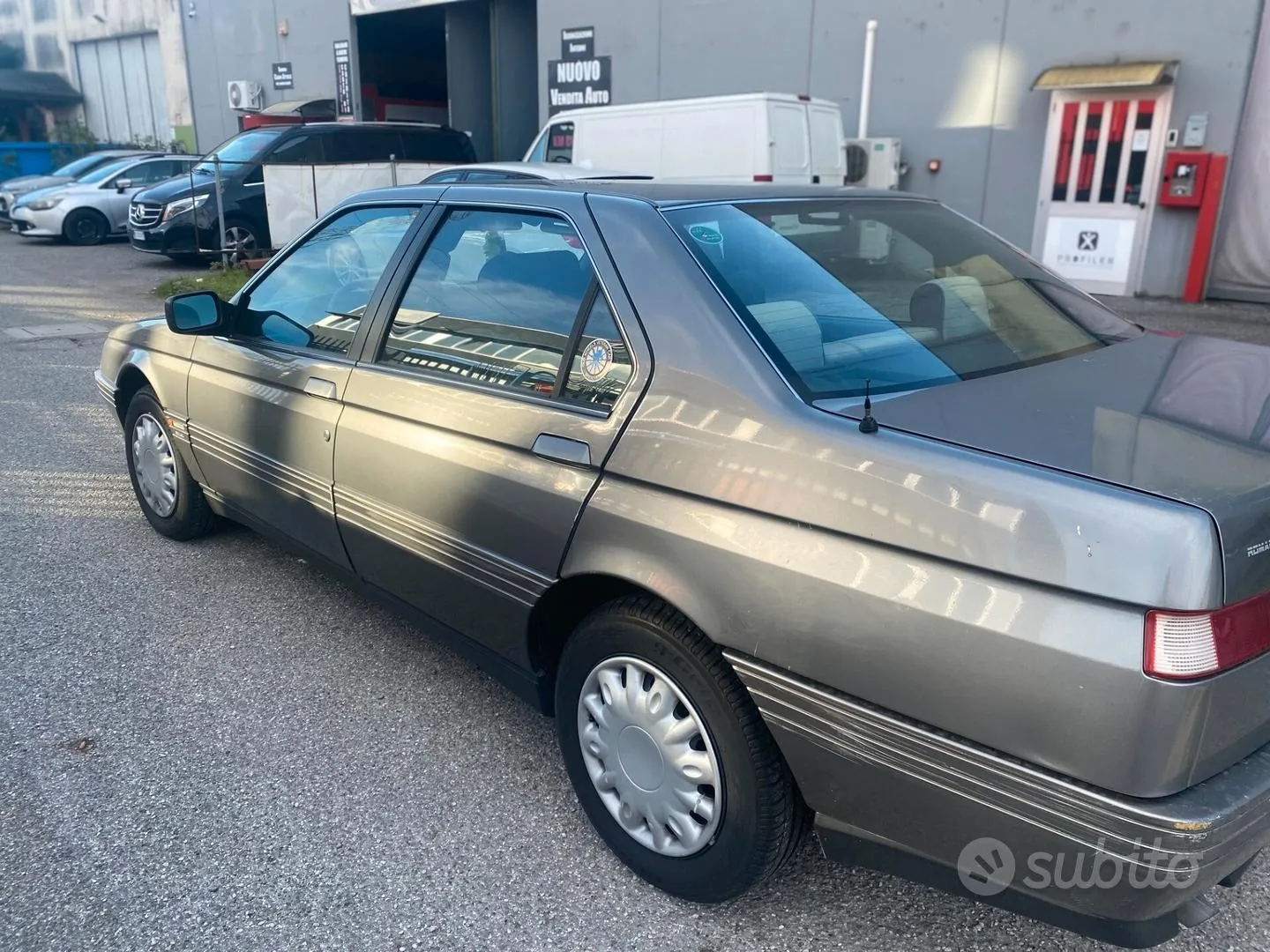 Alfa Romeo 164 1990 photo 4