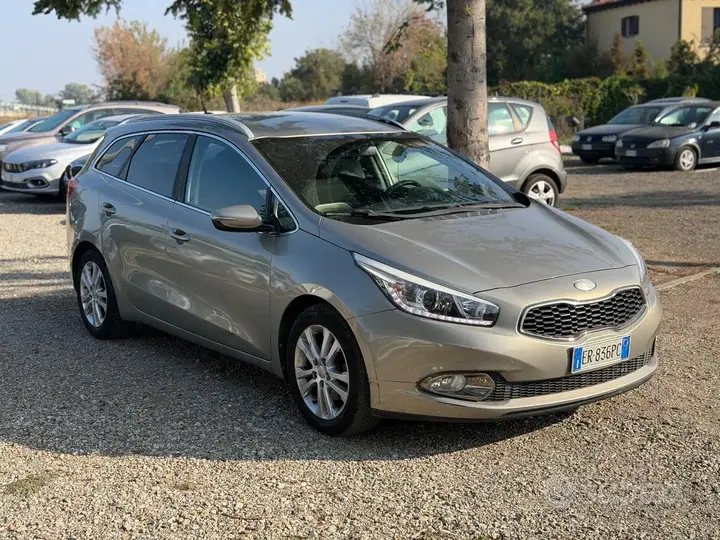 Kia Ceed 2013 photo 2