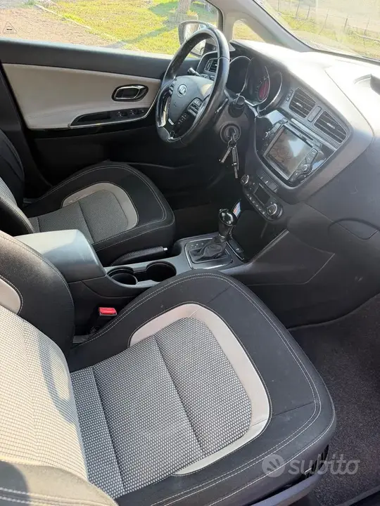 Kia Ceed 2013 photo 3