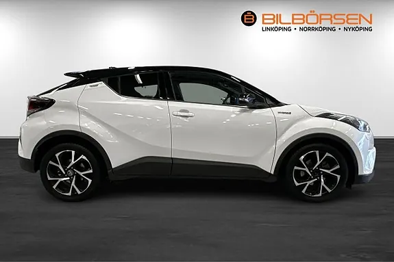 Toyota C-Hr 2017 photo 4