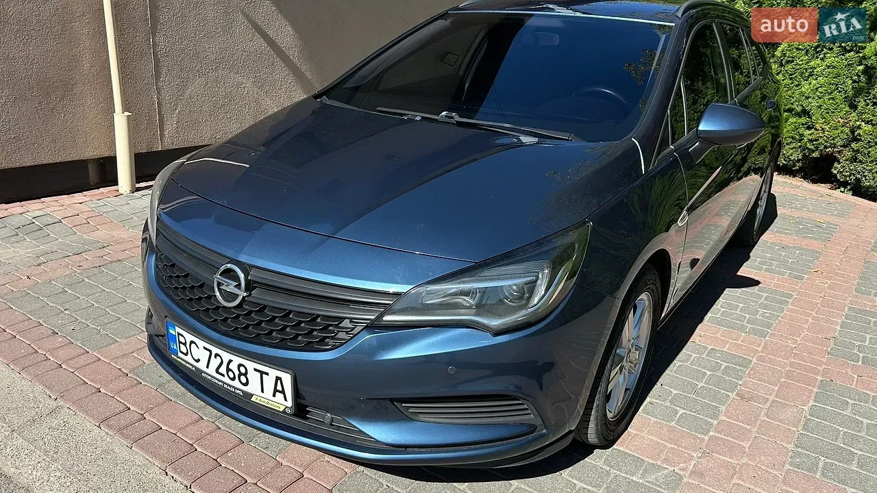 Opel Astra 2017 photo 2