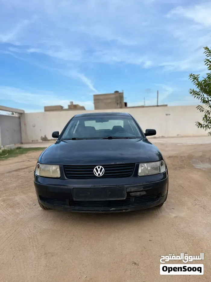 Volkswagen Passat 1997 photo 2