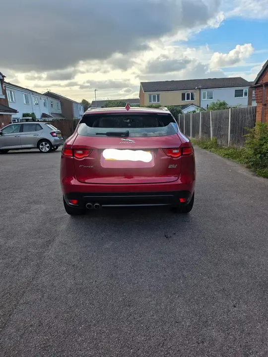 Jaguar F-Pace 2018 photo 4