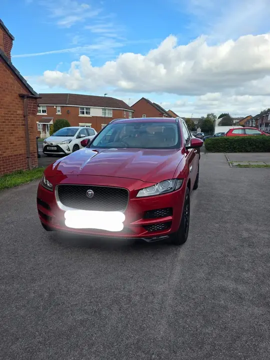 Jaguar F-Pace