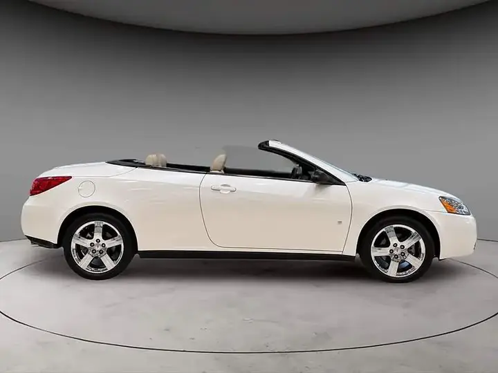 Pontiac G6 2008 photo 3