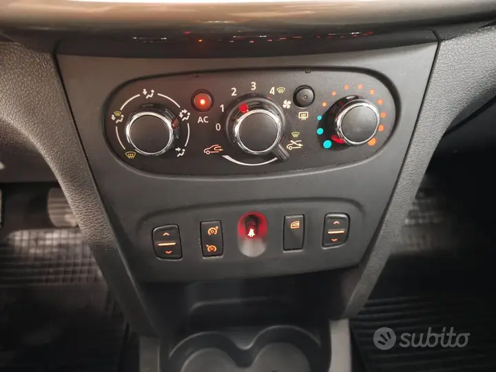 Dacia Logan Mcv 2014 photo 4