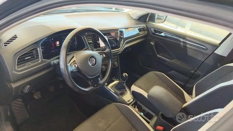 Volkswagen T-Roc 2019 photo 4