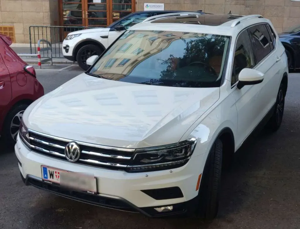 Volkswagen Tiguan 2018 photo 2