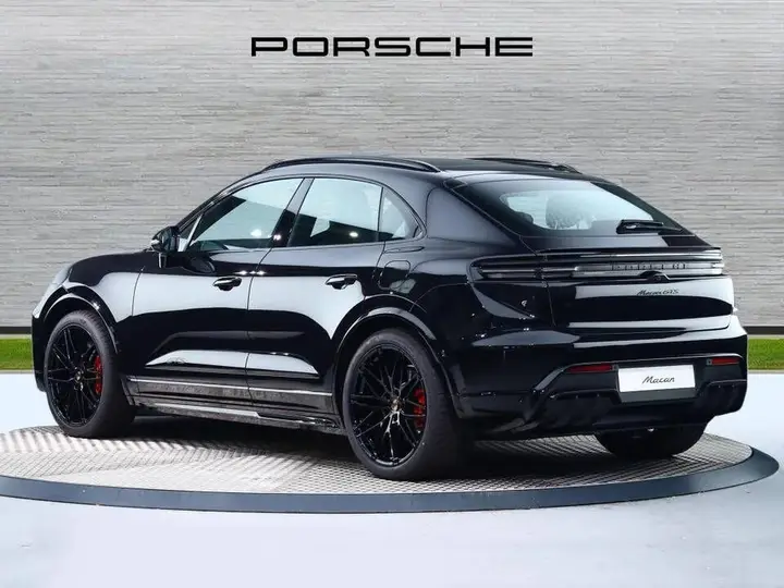Porsche Macan photo 4