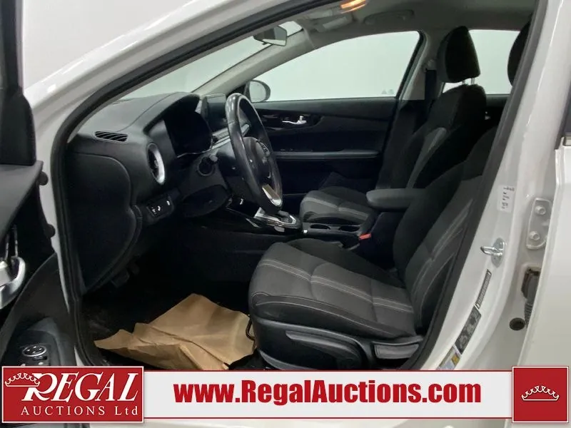 Kia Forte 2024 photo 5