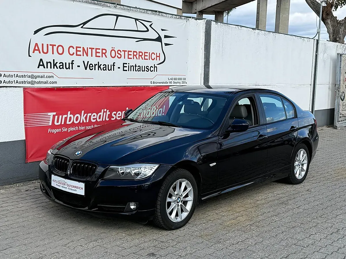 BMW 3 Series 2009 photo 2