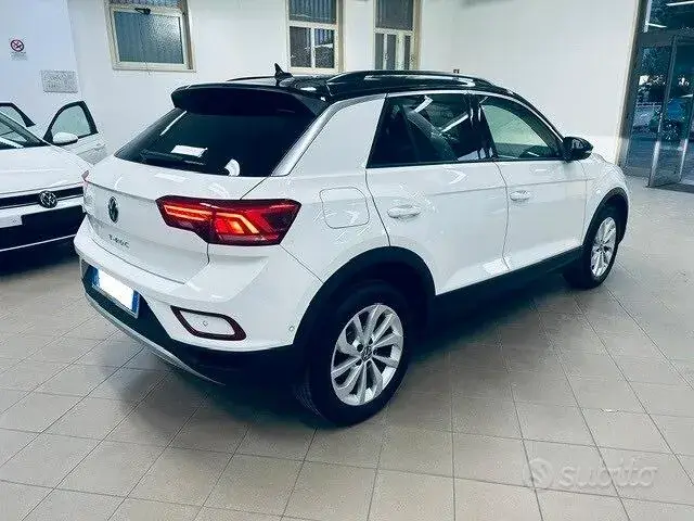 Volkswagen T-Roc 2025 photo 5