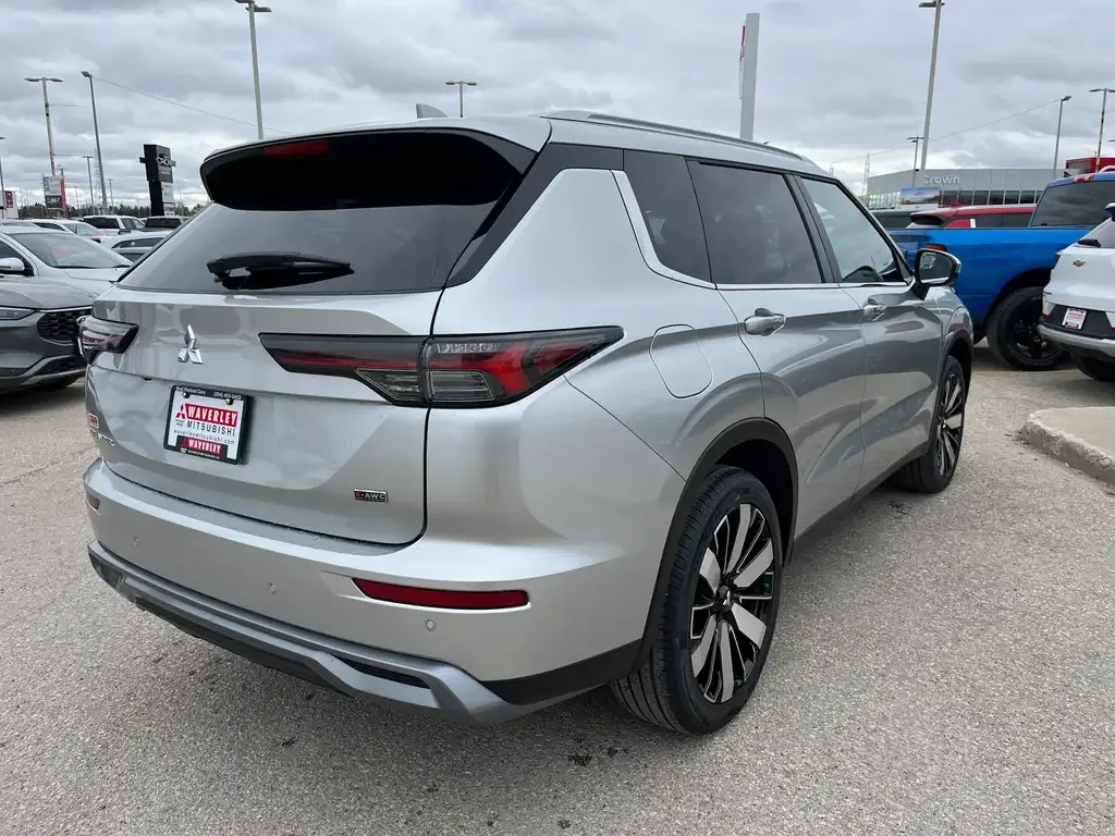 Mitsubishi Outlander 2026 photo 5