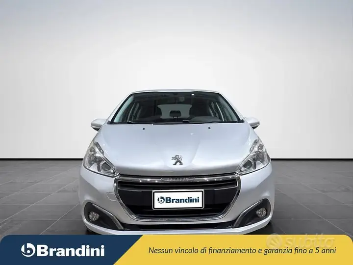 Peugeot 208 2016 photo 3