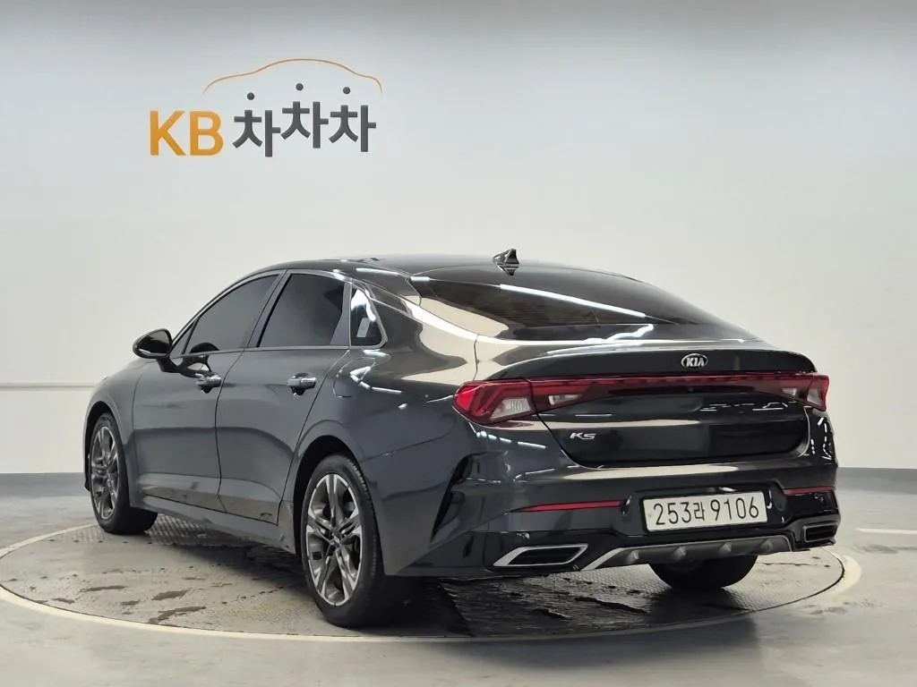 Kia K5 2021 photo 2