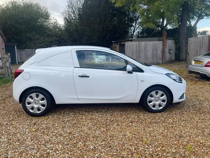 Vauxhall Corsa 2018 photo 4