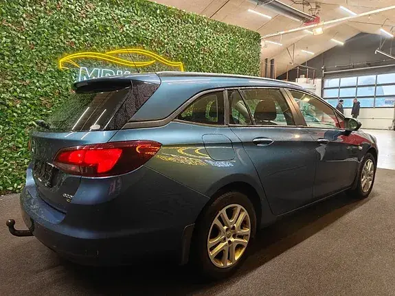Opel Astra 2016 photo 4