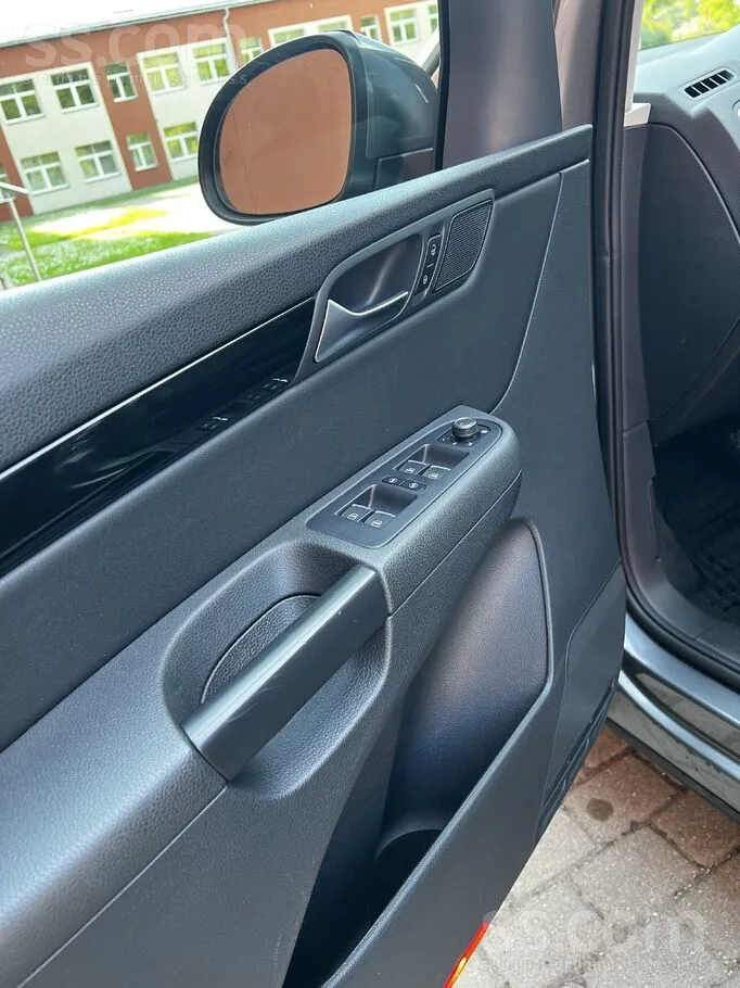 Volkswagen Sharan 2016 photo 5