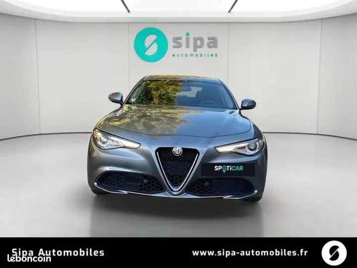 Alfa Romeo Giulia 2018 photo 3