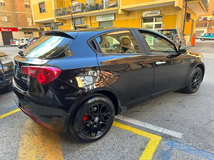 Alfa Romeo Giulietta 2017 photo 3
