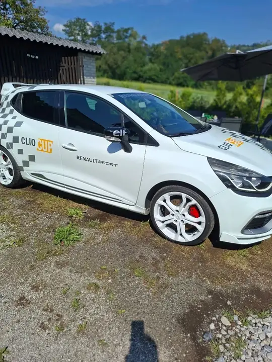 Renault Clio 2015 photo 3