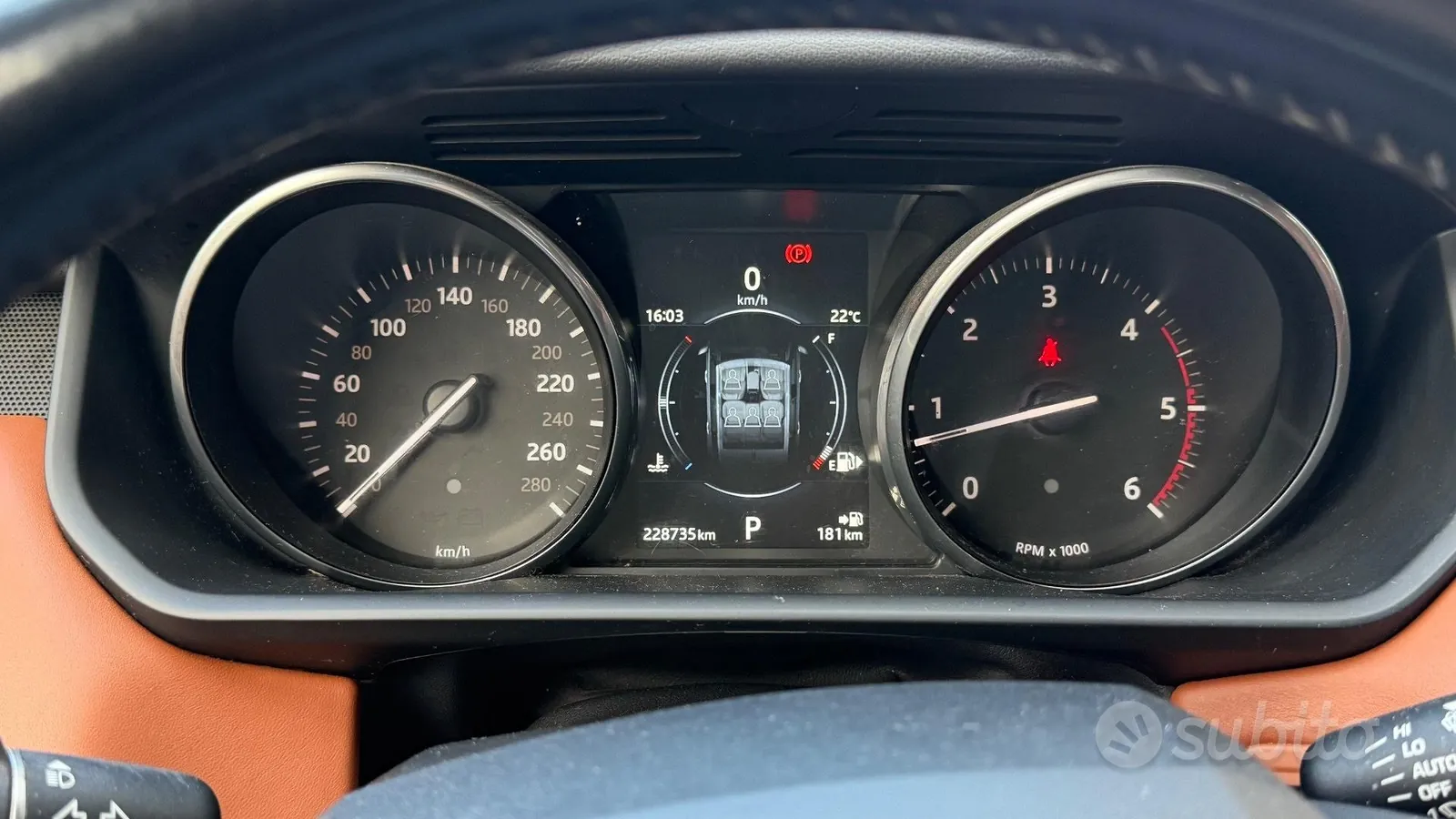 Land Rover Range Rover Sport 2016 photo 5