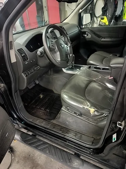 Nissan Navara 2013 photo 4