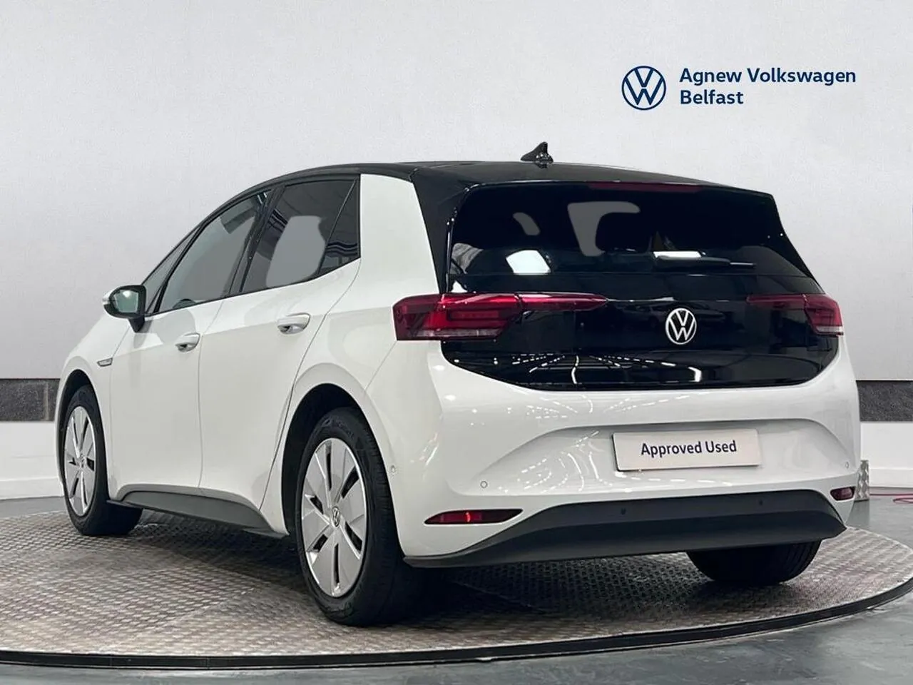 Volkswagen Id.3 2023 photo 3
