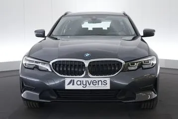 BMW 3 Series Touring 2022 photo 2