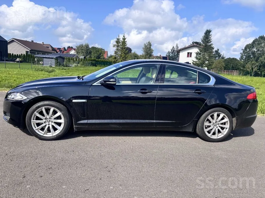 Jaguar Xf 2013 photo 4