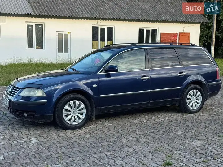 Volkswagen Passat 2002 photo 2