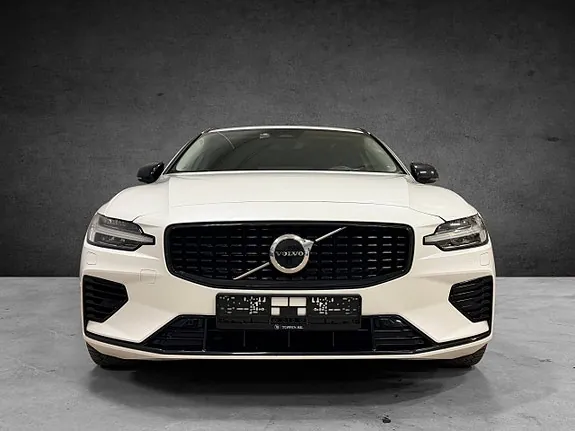 Volvo V60 2024 photo 3