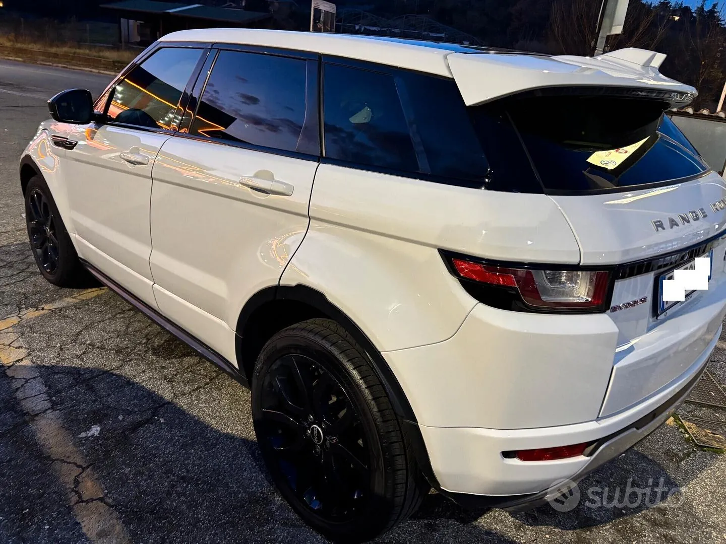 Land Rover Range Rover Evoque 2016 photo 3