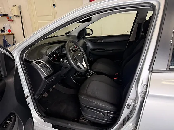 Hyundai I20 2012 photo 5