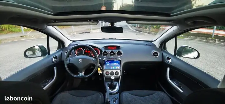 Peugeot 308 2009 photo 2