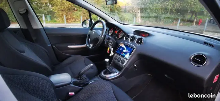 Peugeot 308 2009 photo 3