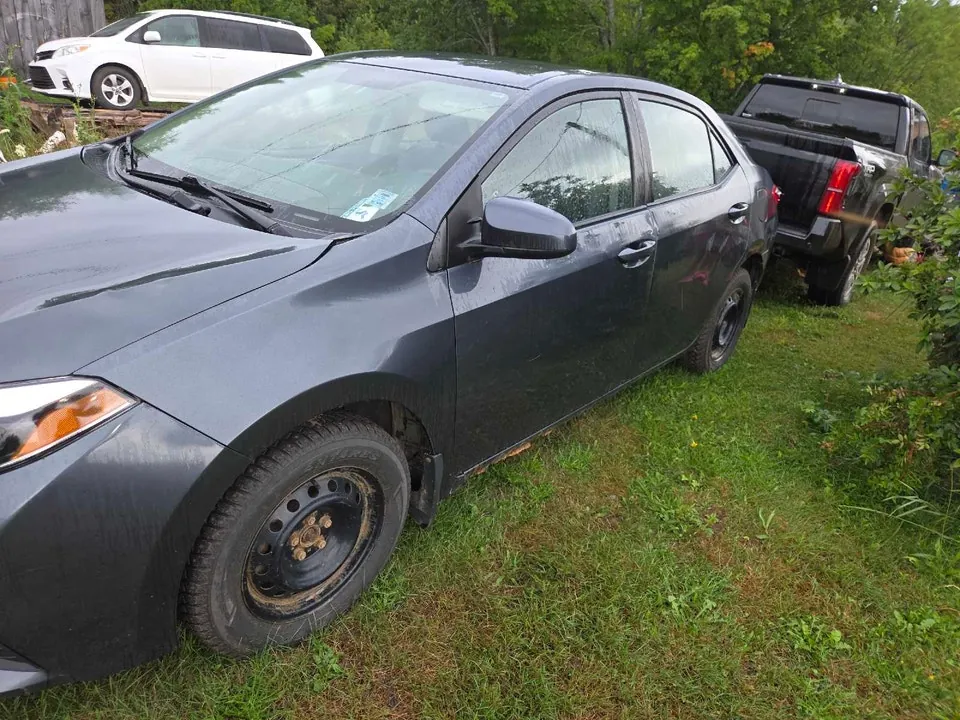 Toyota Corolla 2015 photo 3