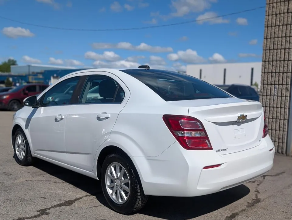 Chevrolet Sonic 2018 photo 4
